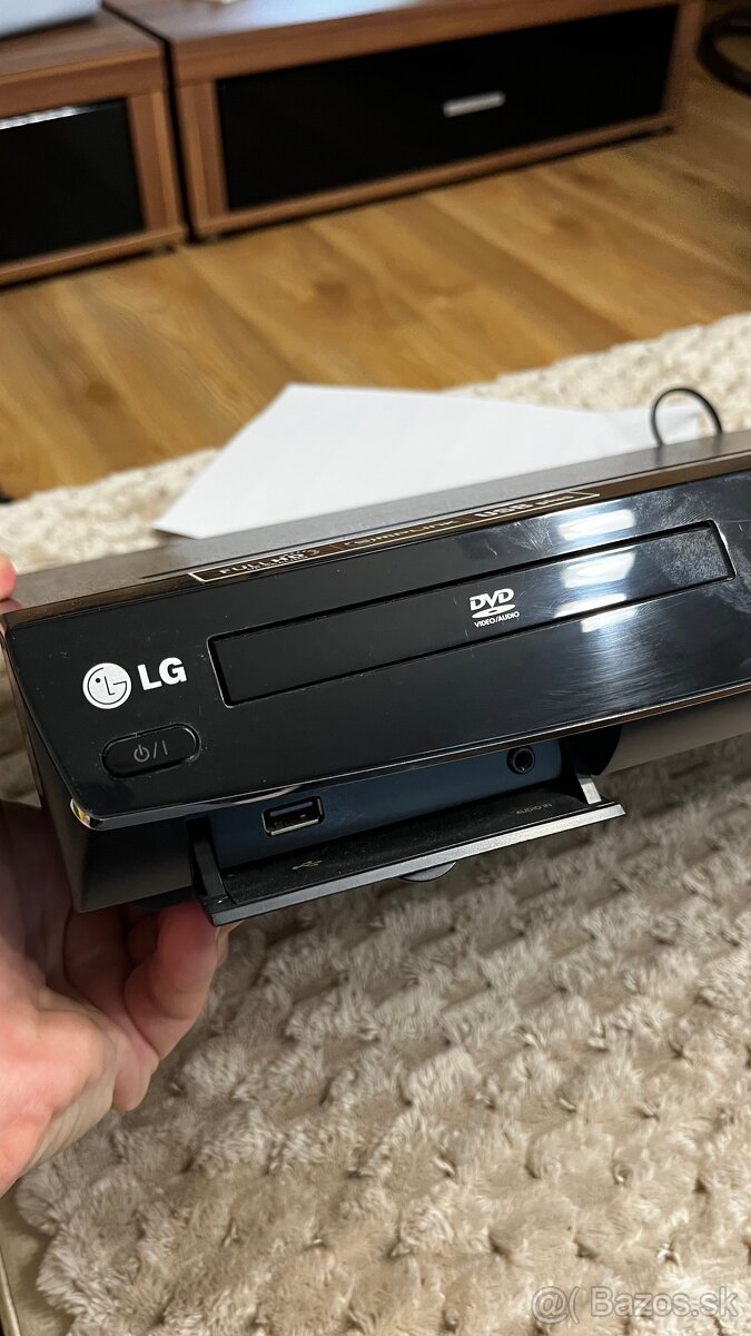 Domace kino 5.1 LG HT762TZ - 4