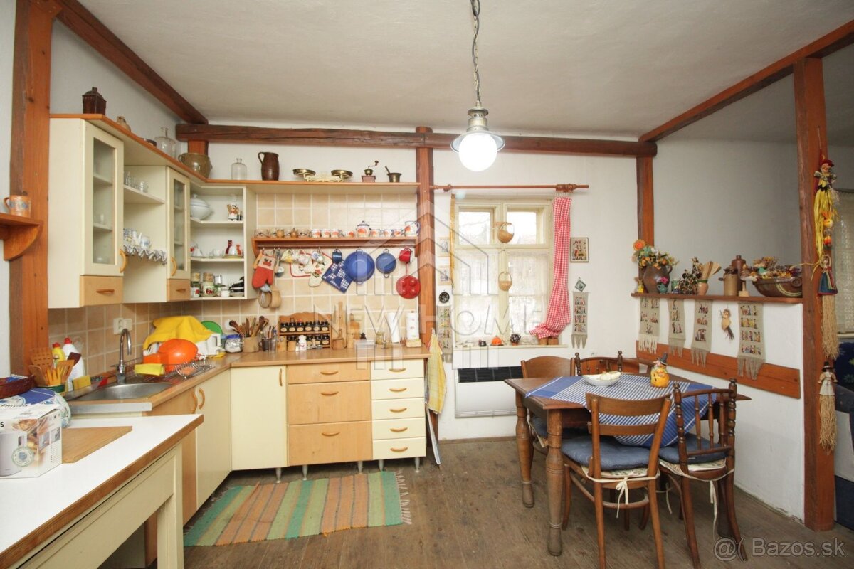 ZOBOR - 2 x RD na jednom pozemku, pôvodný stav - 4