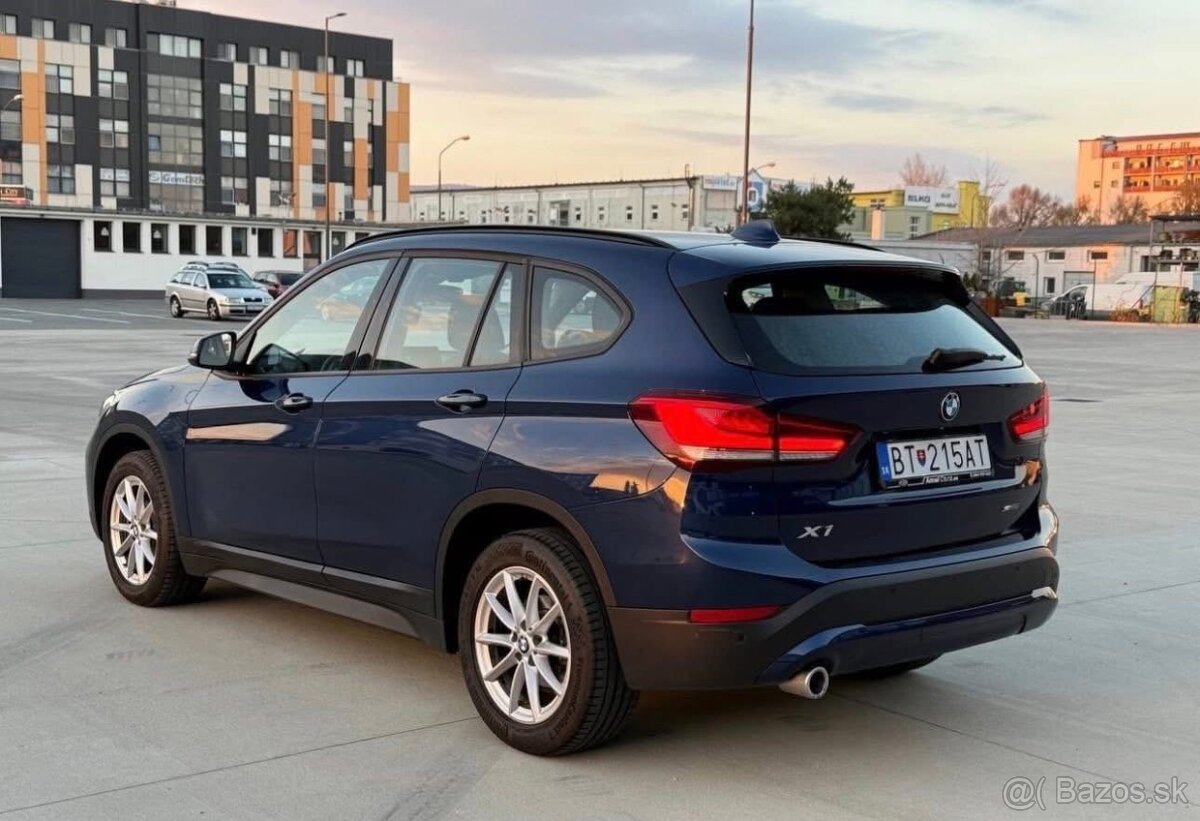 BMW X1 sDrive AT Head-up display, LED, Service - 4