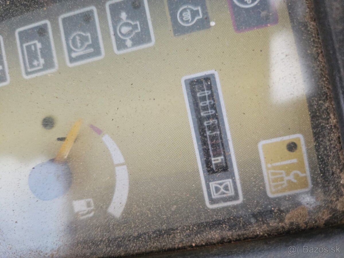 Minibagr pásový Volvo EC 30 - 4