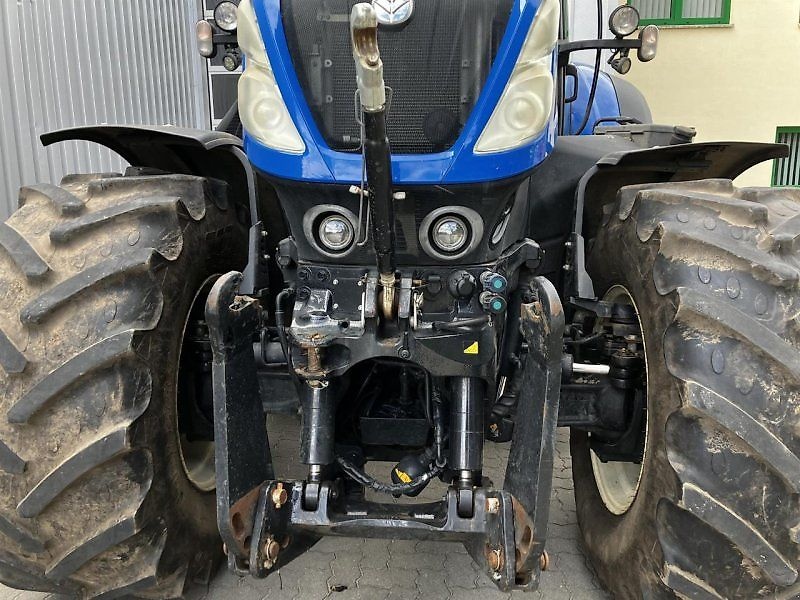 Traktor New Holland T7.275 AC - 4