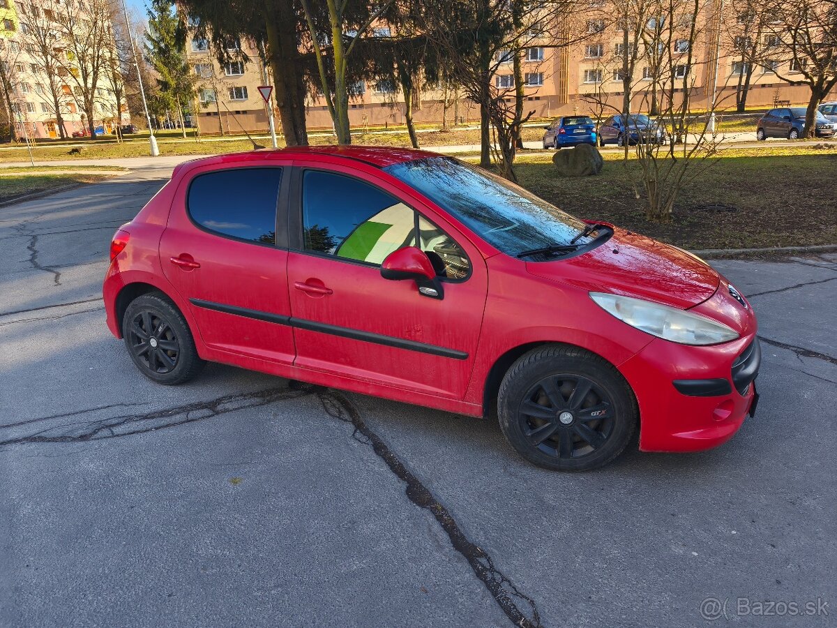 Peugeot 207 1.4benzin - 4