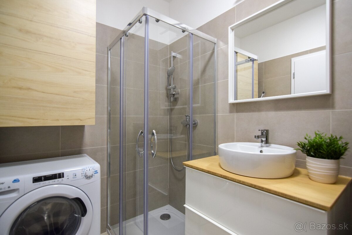 Moderný 1.5i byt so zasklenou lodžiou a klimatizáciou, DNV - 4