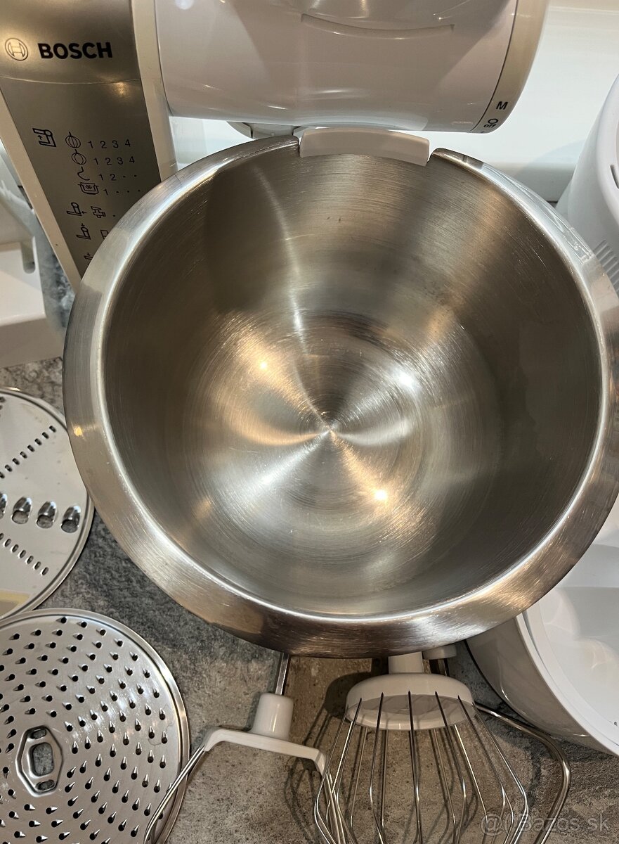 Bosch mum 4880/05 600W kuchynský robot - 4