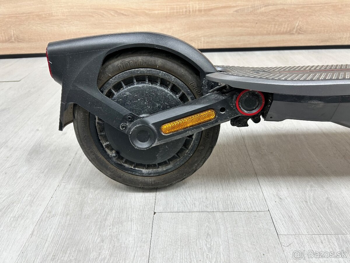 Segway eKickScooter Ninebot F3 E - 4