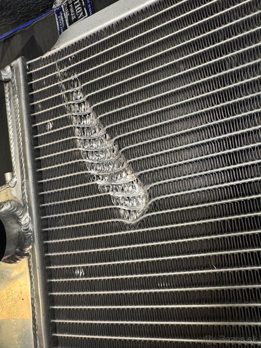 Športový chladič FMIC - 4