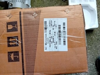 predám nový nepoužitý elektromotor 1,5kw - 4