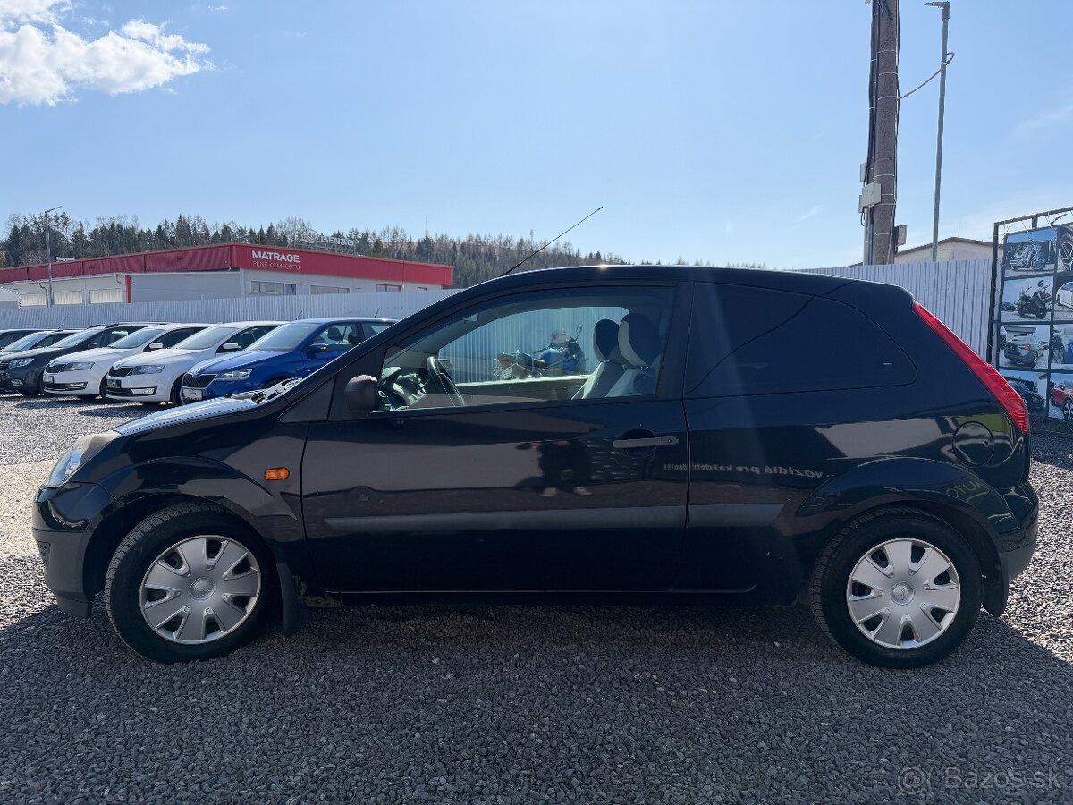 Ford Fiesta 1.3 Ambiente - 4