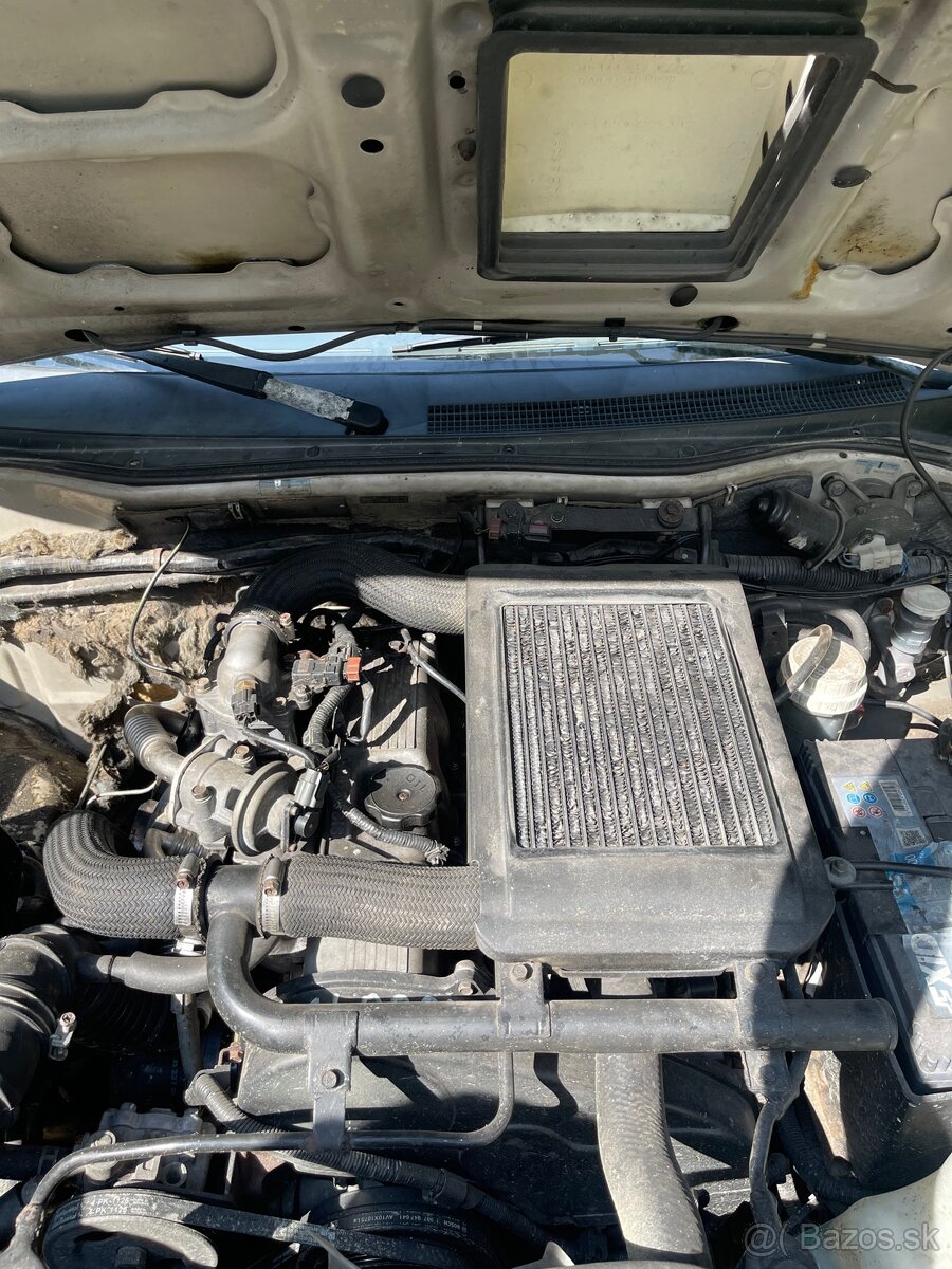 Mitsubushi l200 2.5TD - 4
