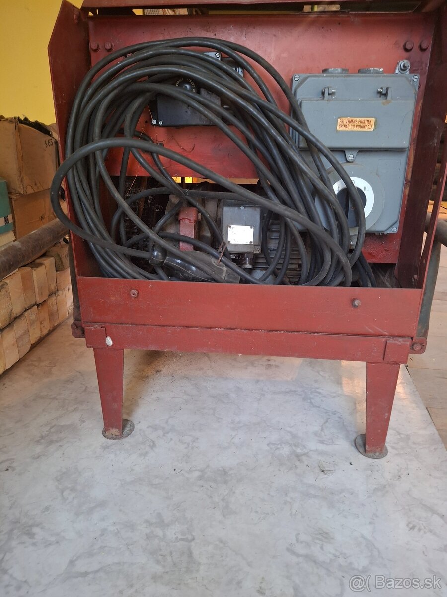 Stavebný výťah - 4