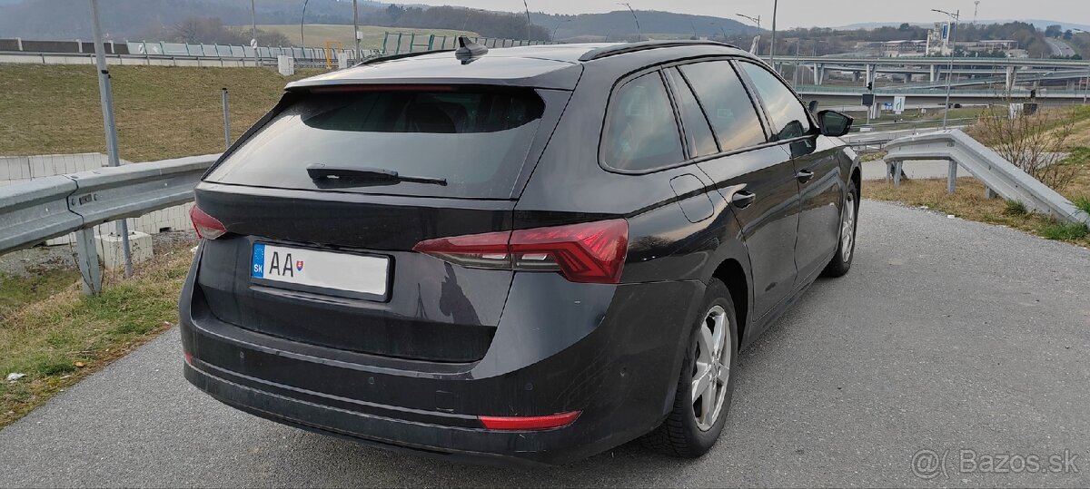 Škoda Octavia 4 Combi 2.0 TDI DSG 9/2021 - 4