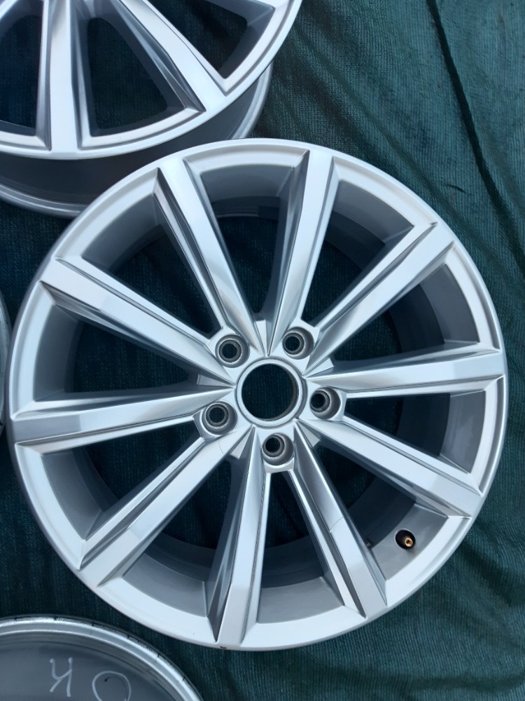 Alu disky Volkswagen Passat b8 r17 London - 4