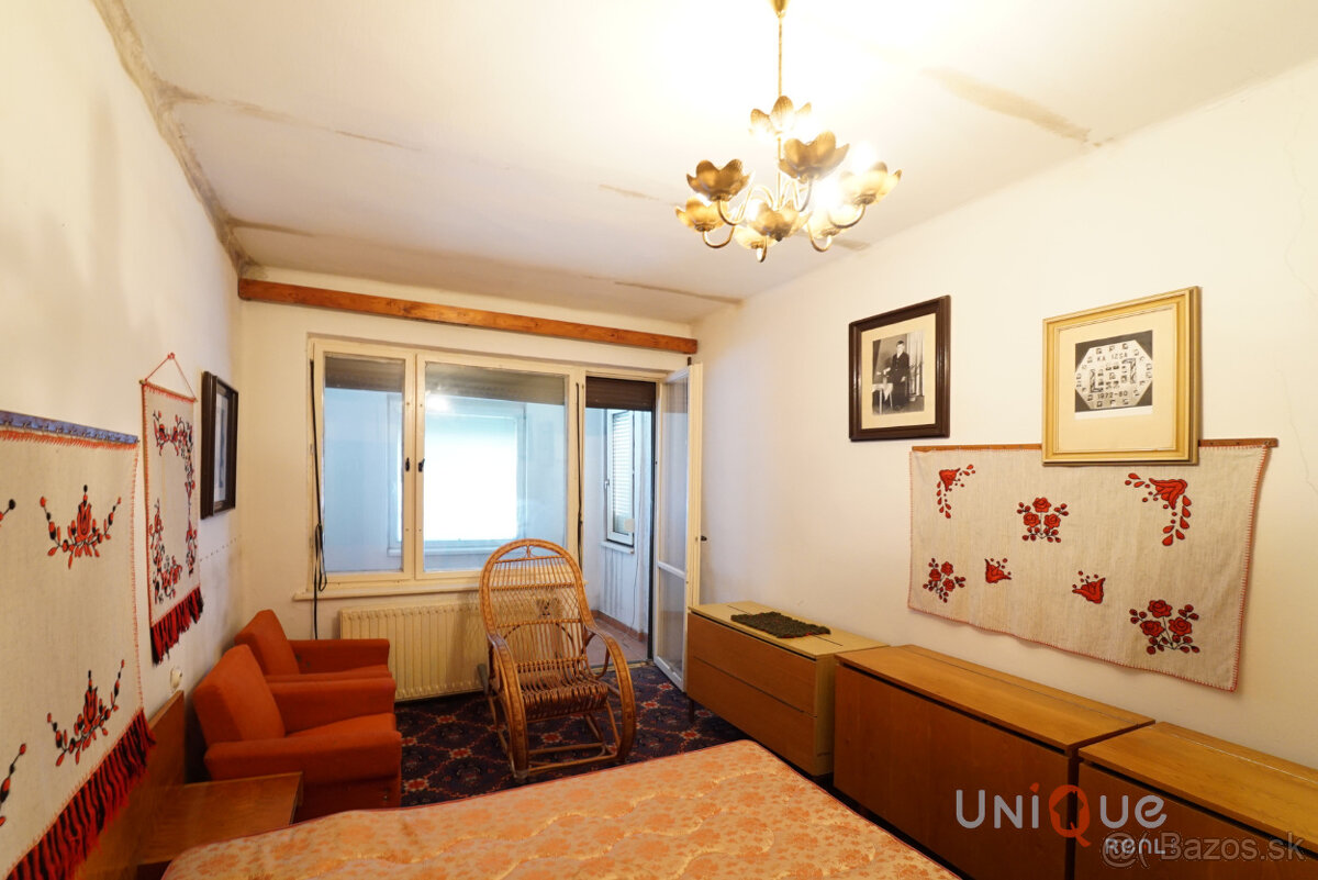 NA PREDAJ RODINNÝ DOM V PATINCIACH - 4