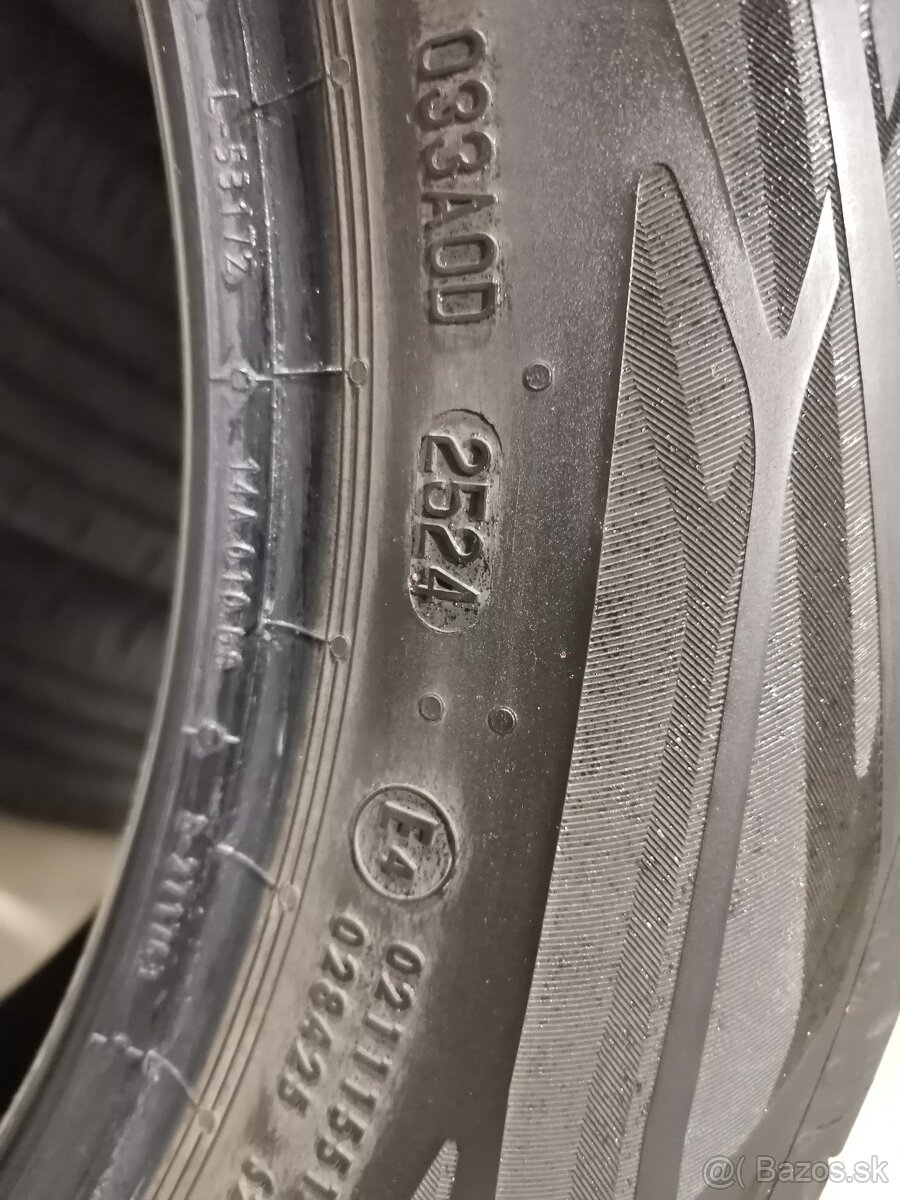 Predám letné pneumatiky 215/55 R17 V - 4