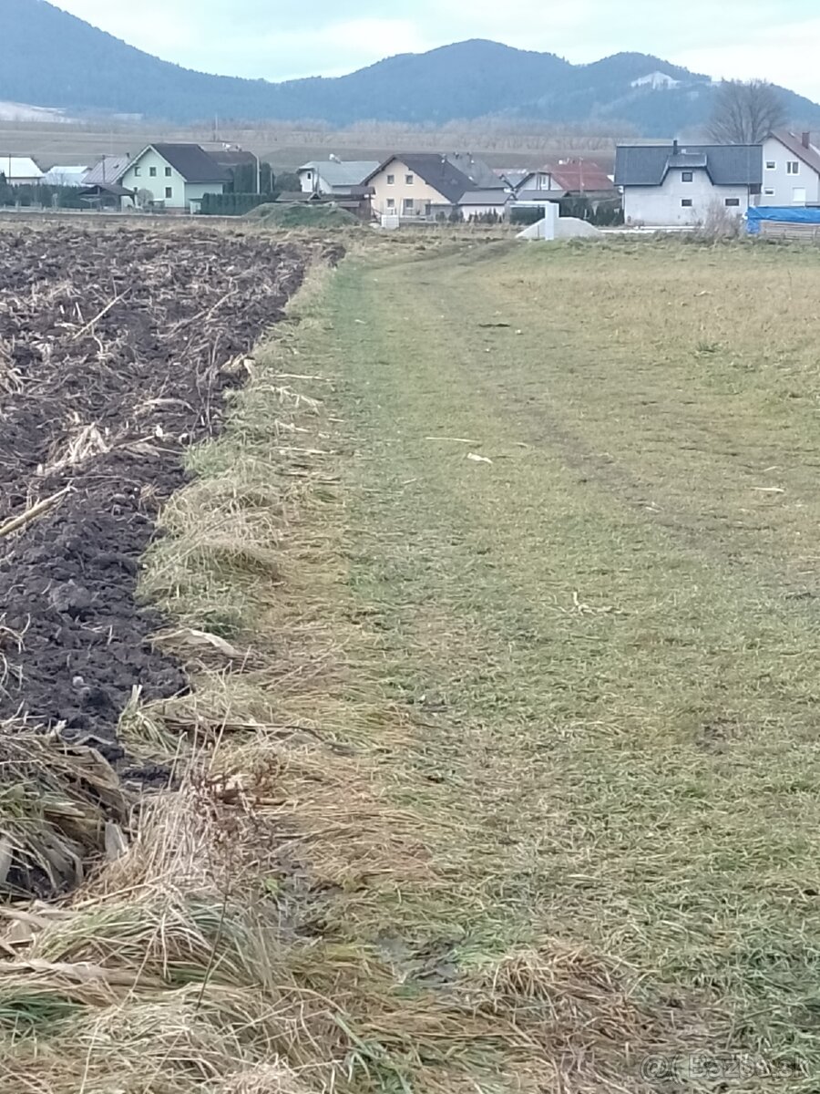 PREDÁM POZEMOK,,,ĎURČINÁ - 4