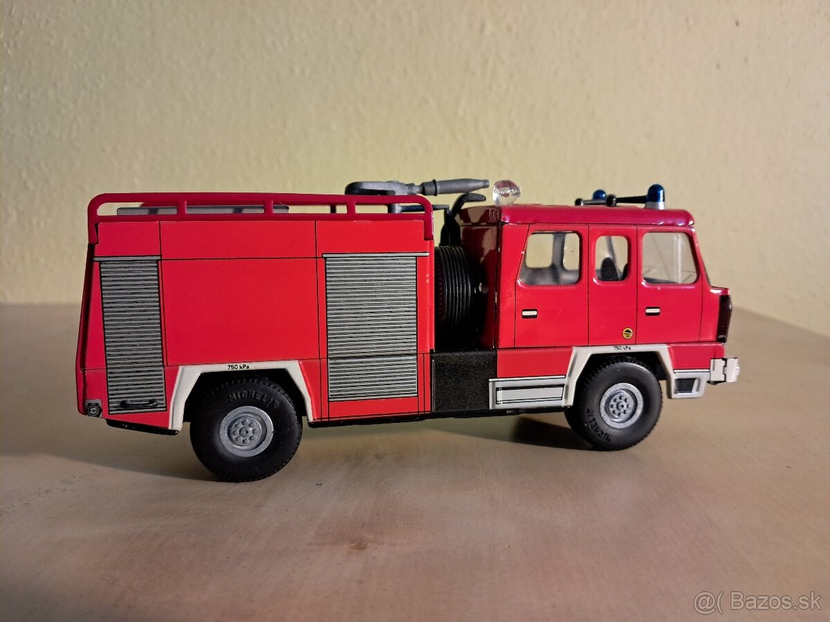 TATRA 815 FEUERWEHR / HASIČI - 4