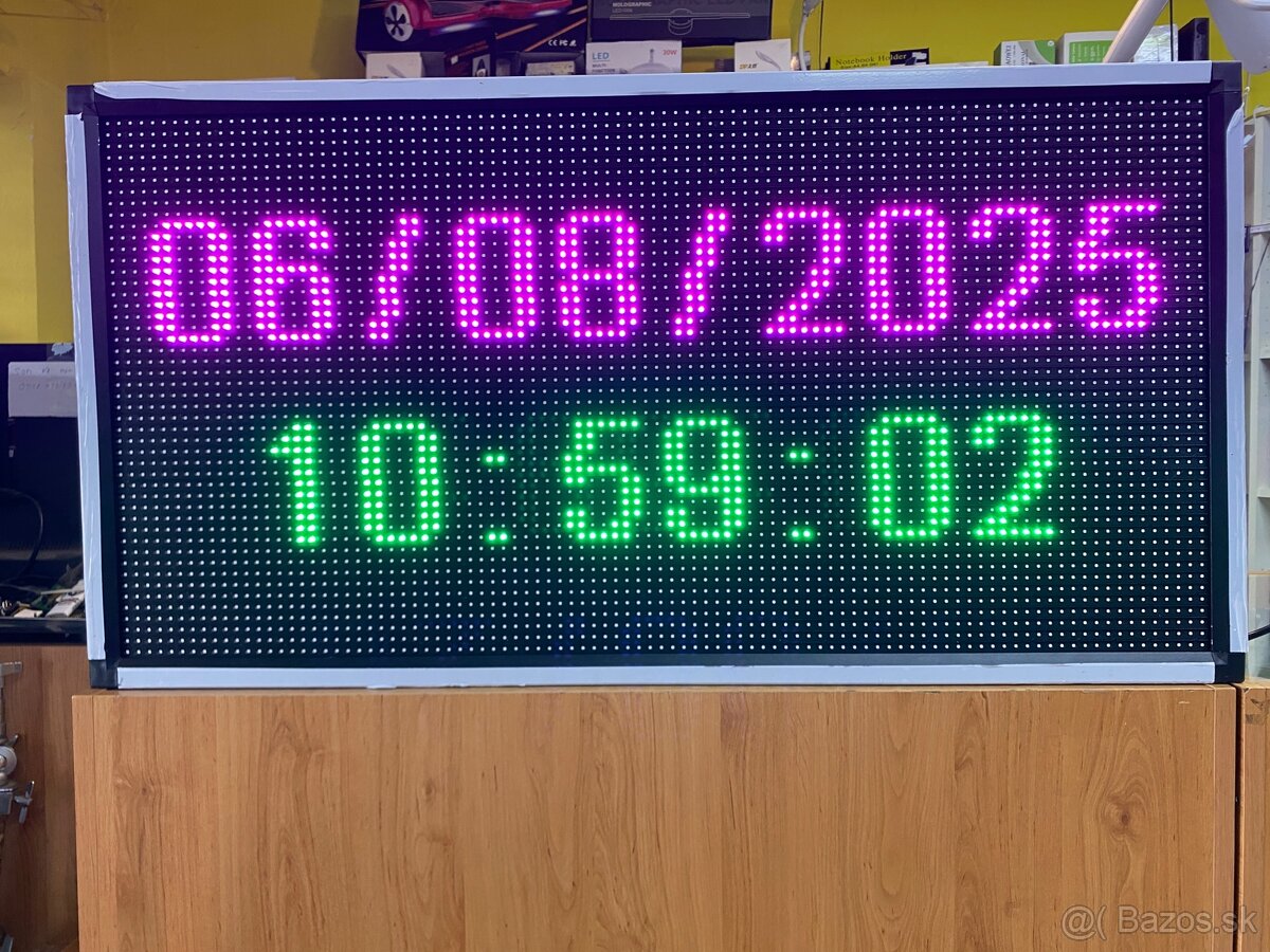 Led reklama farebna 101x53cm. 490€ - 4