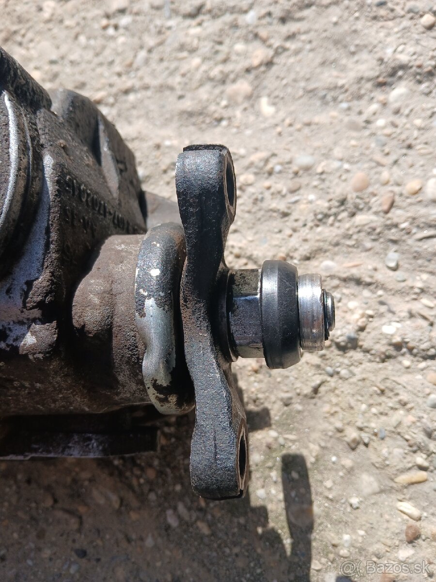 Lada Niva prevodovka 5kv - 4