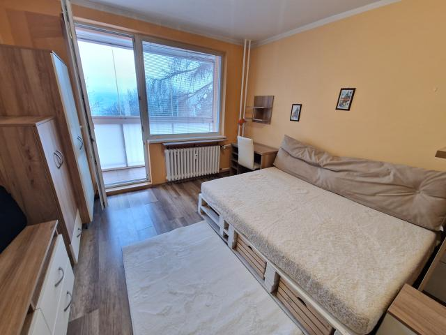 Zariadená garsónka s loggiou, Furča – Zupková ul. - 4