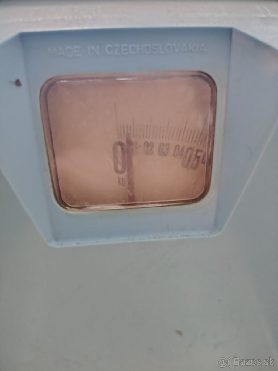 Predam nastennu vahu - 4