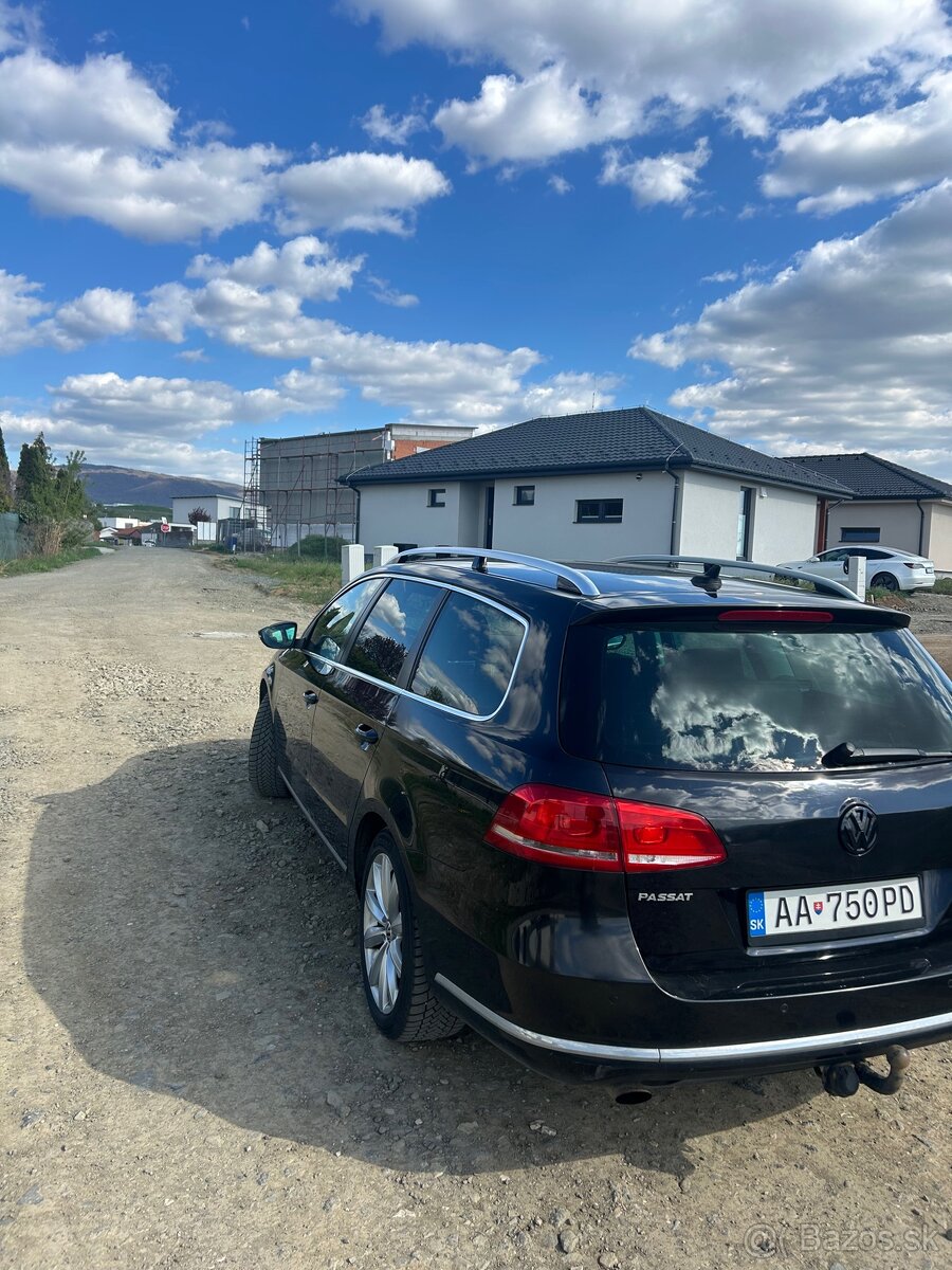 Volkswagen Passat - 4