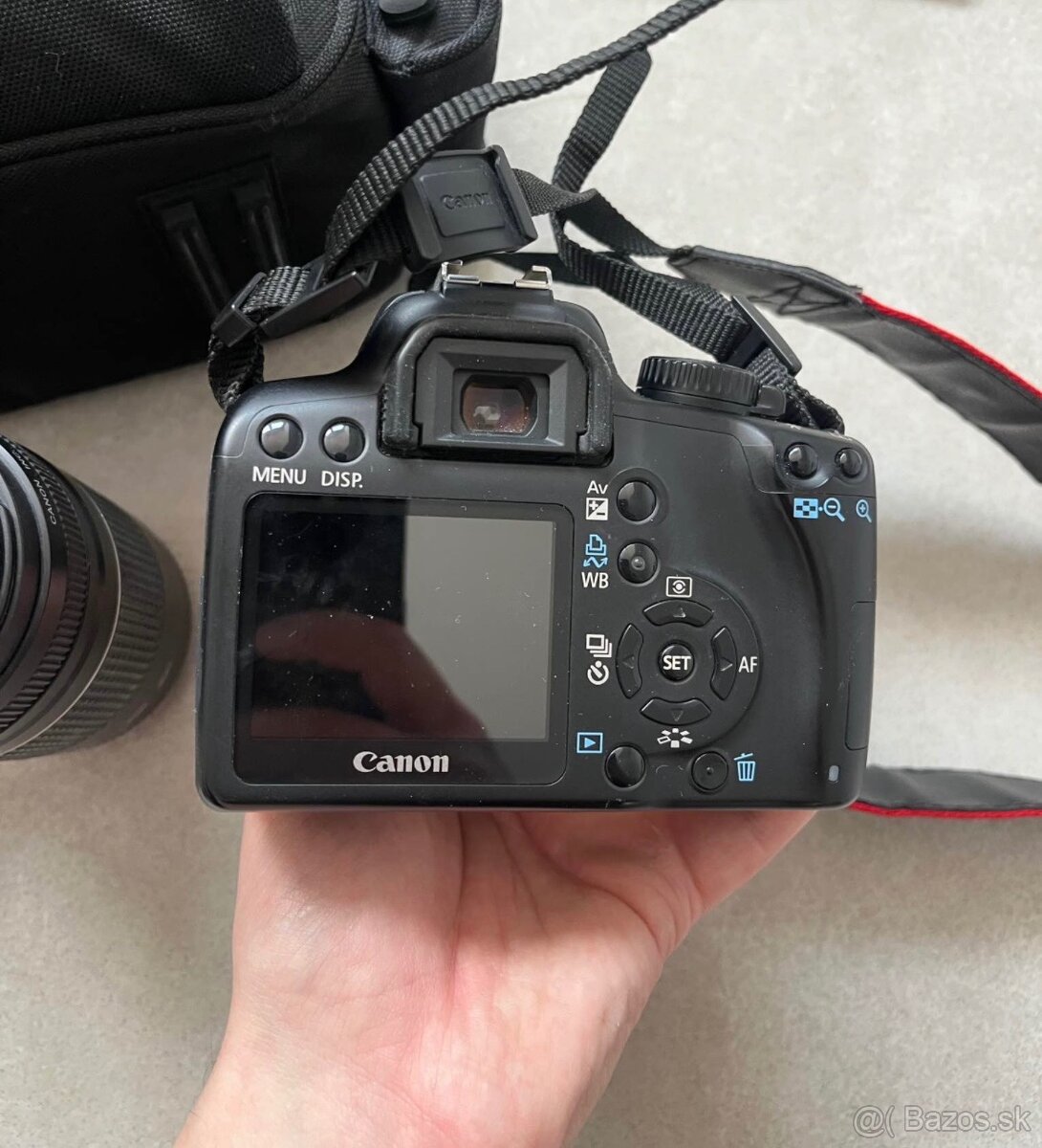 Canon EOS 2000D - 4