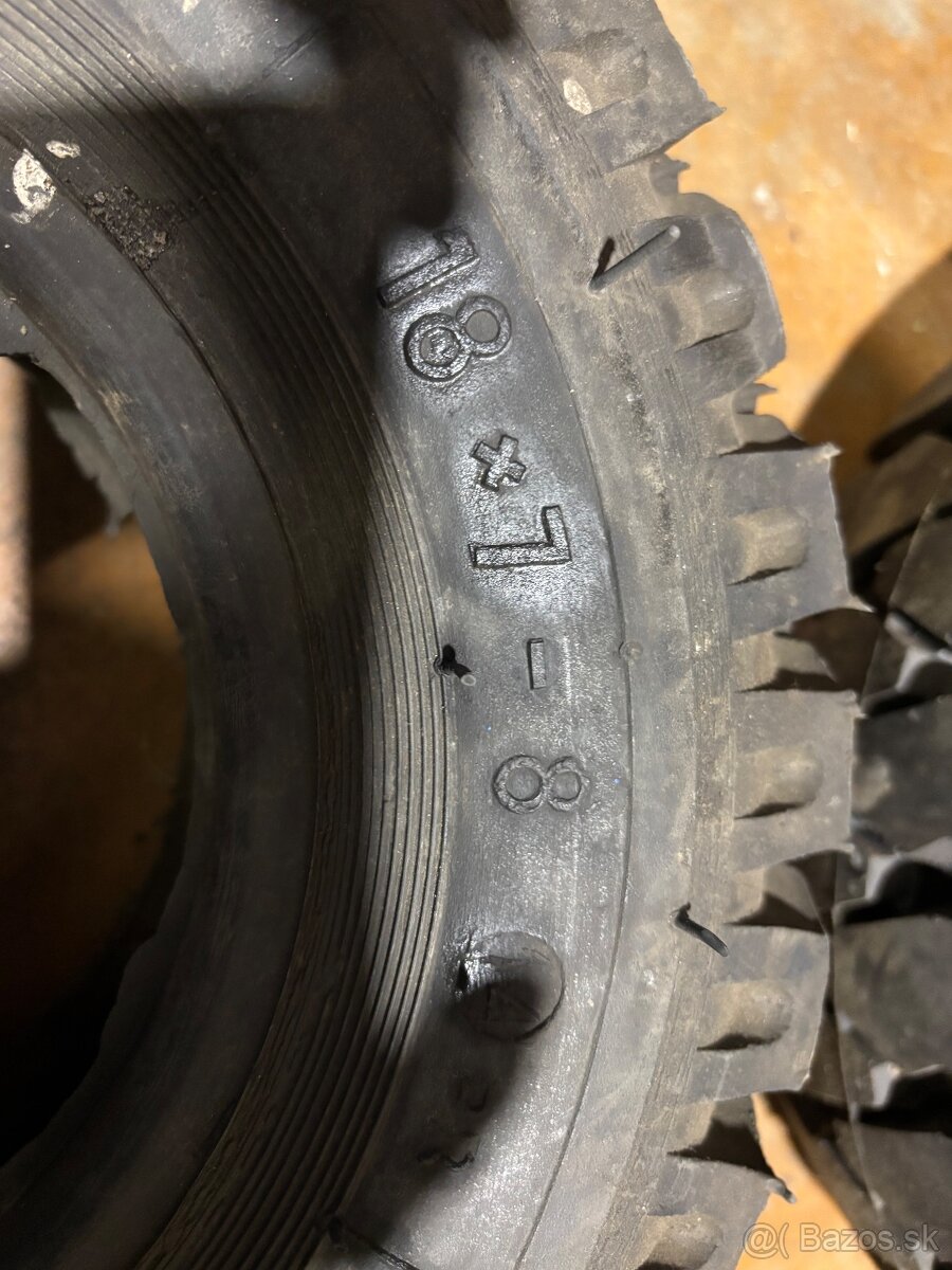 Pneu 18x7-8 - 4