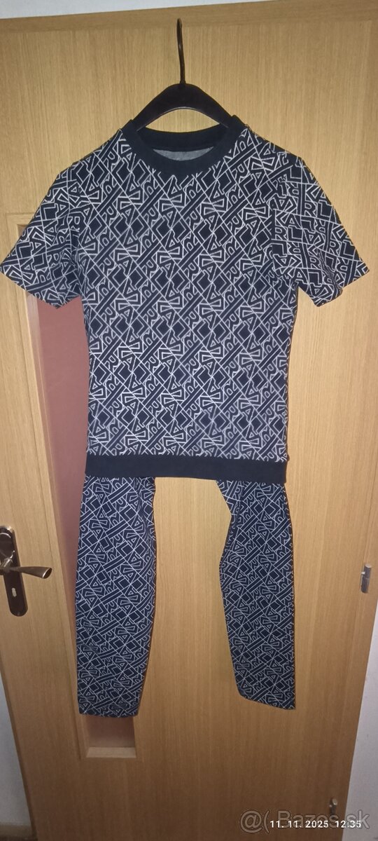 Džínsy a tričko Karl Lagerfeld - 4