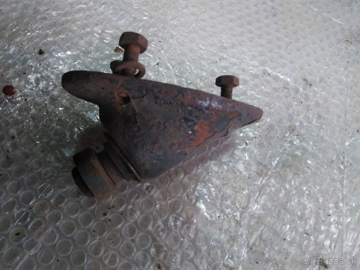 Držiak svetla Praga, Tatra, Škoda, Aero, a iné. - 4