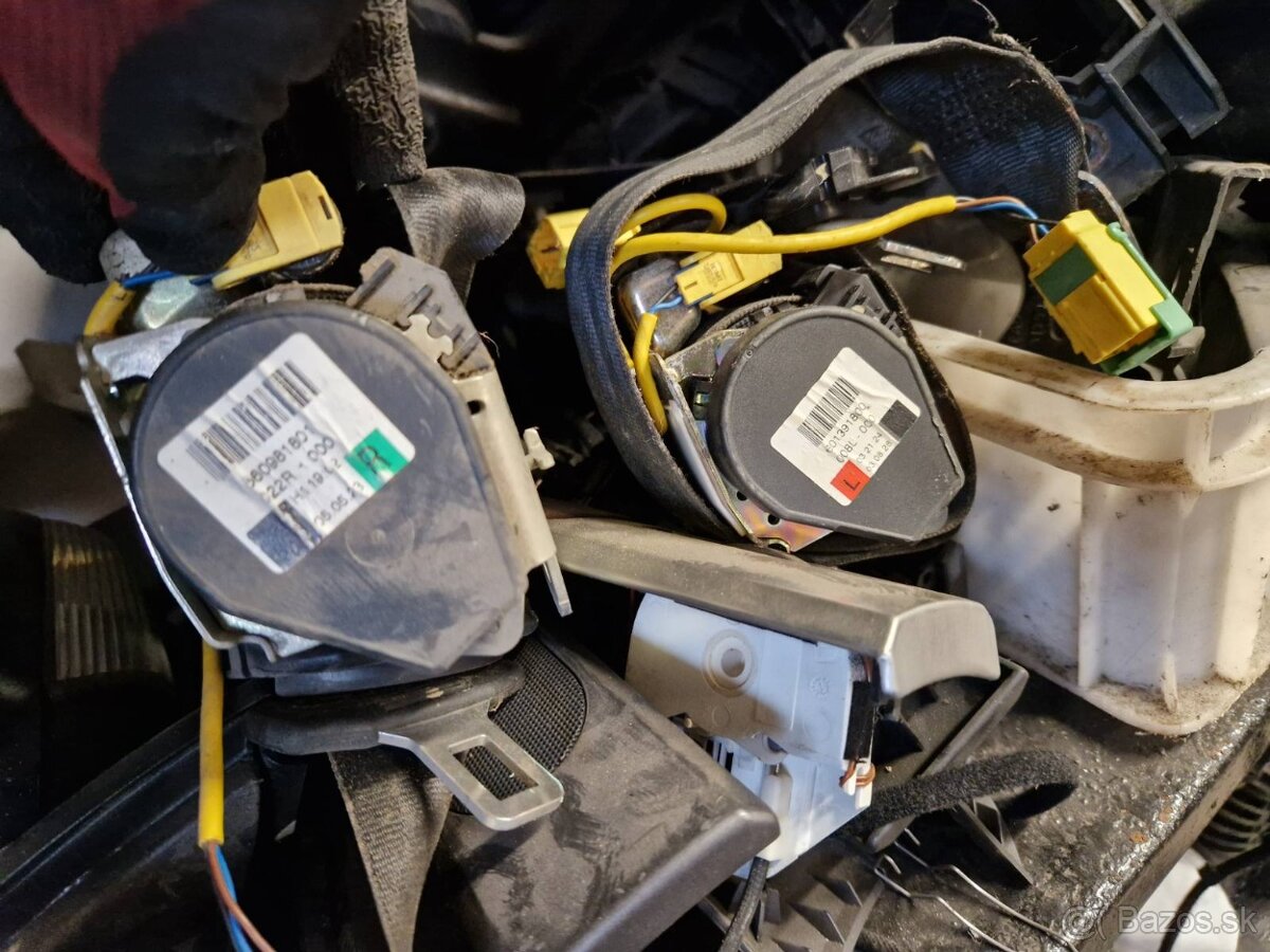 Bezpečnostné pásy Škoda, VW - 4