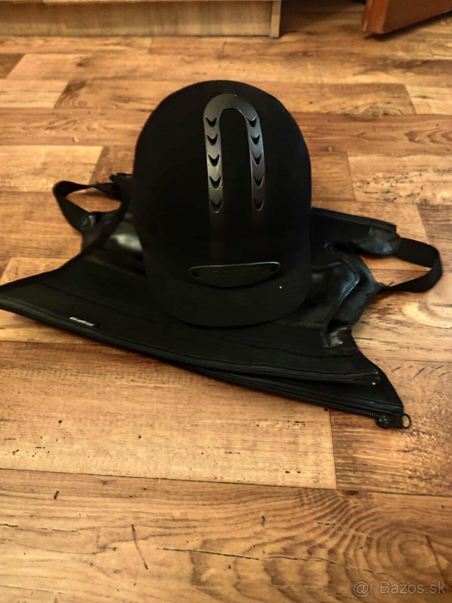 jazdecká prilba značky PFIFF + darček - 4