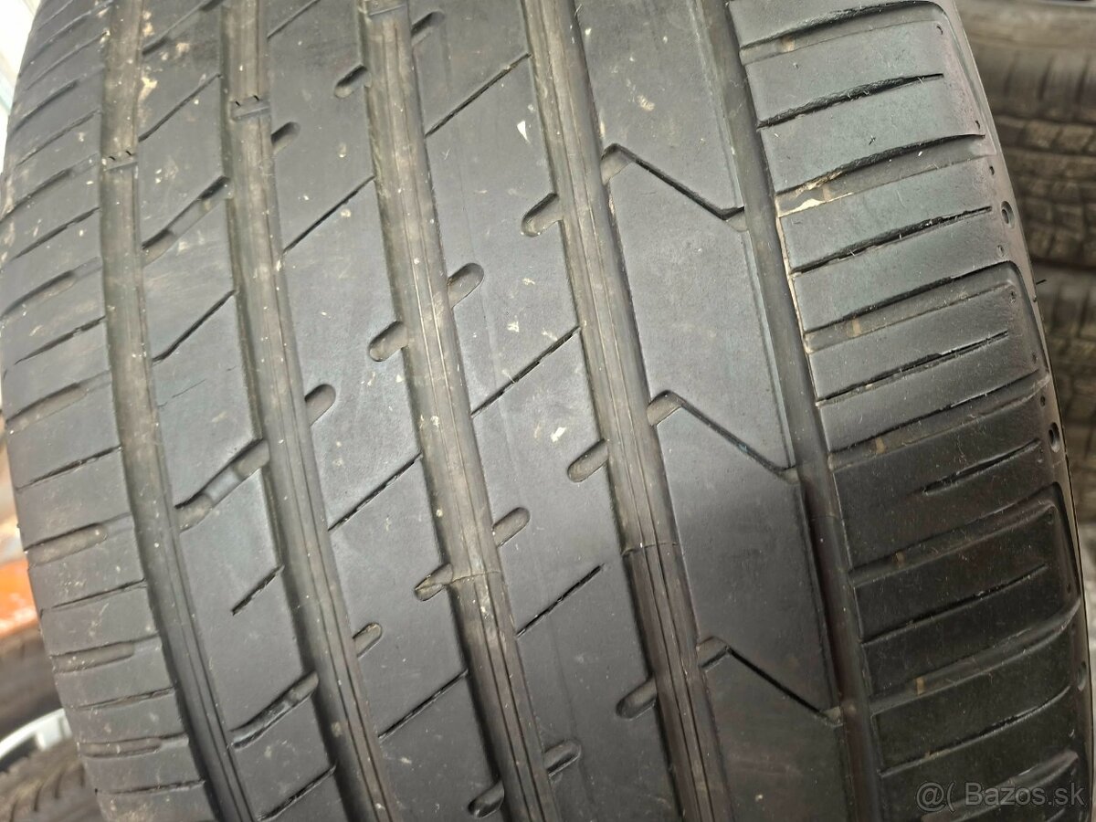 285/35R22 Hankook letné 4ks - 4
