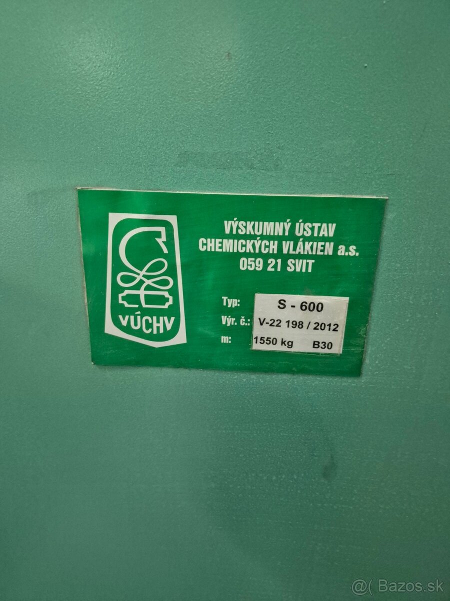 Rezaci (formatovaci) stroj na textilie - 4