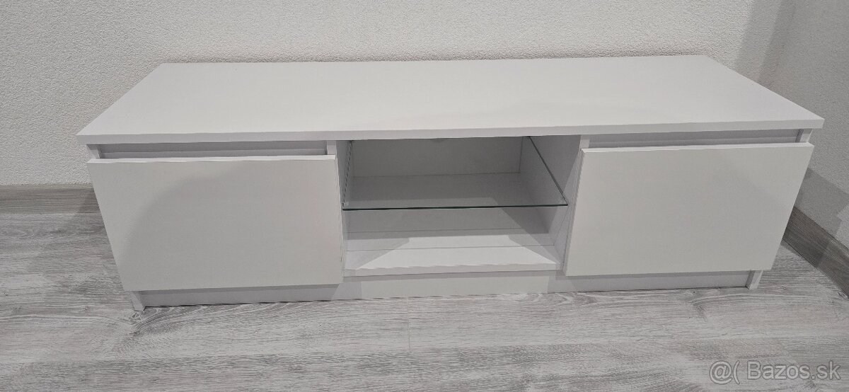Tv stolík - 4