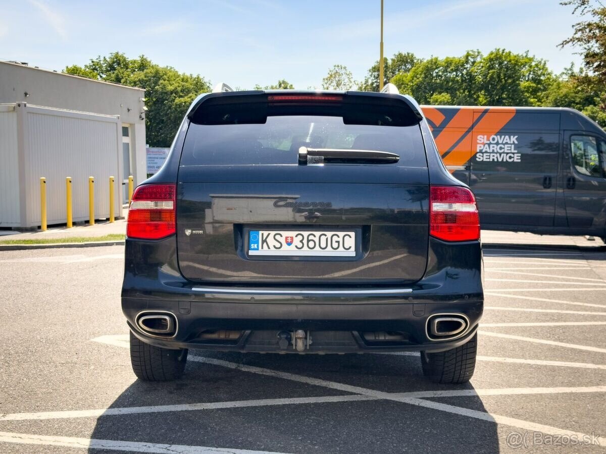 Porsche Cayenne 3.0 V6 - 4