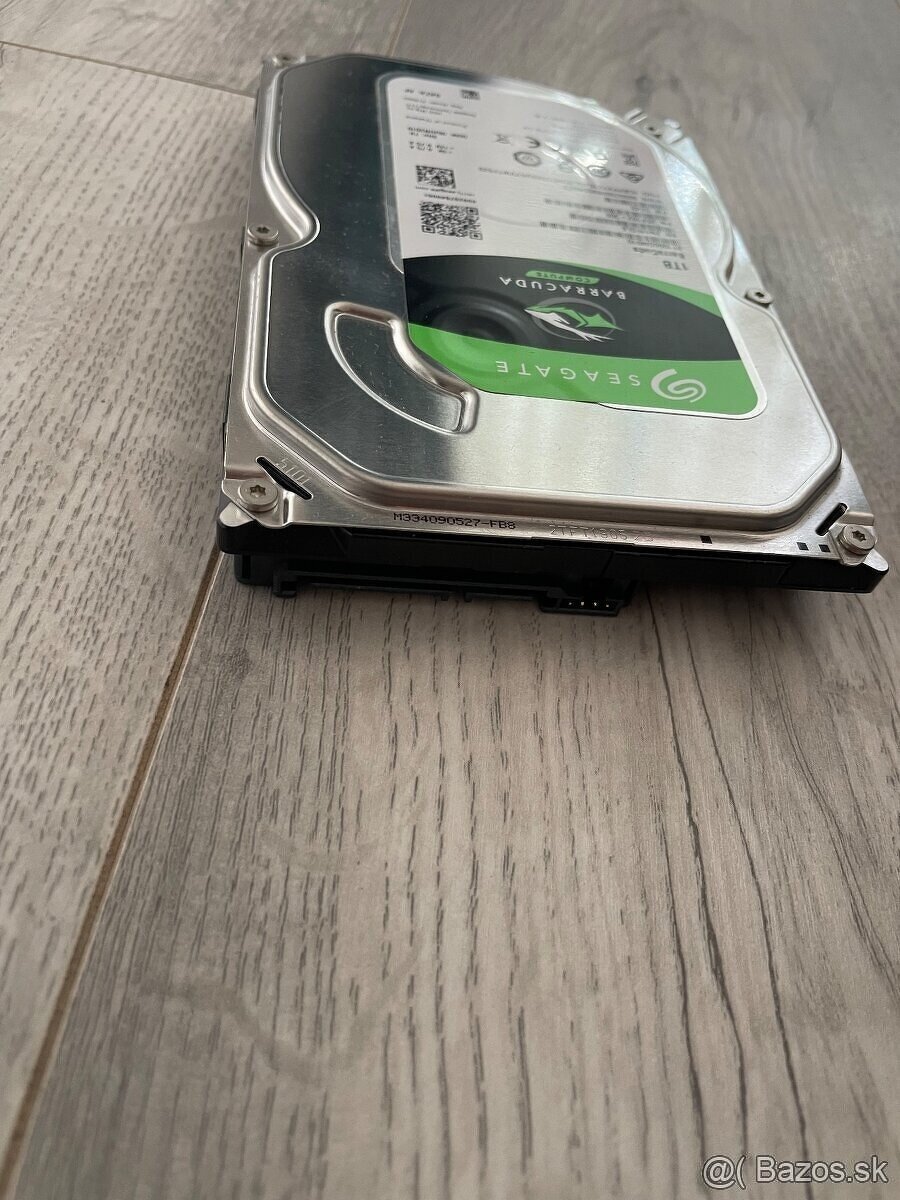Predám HDD - 4