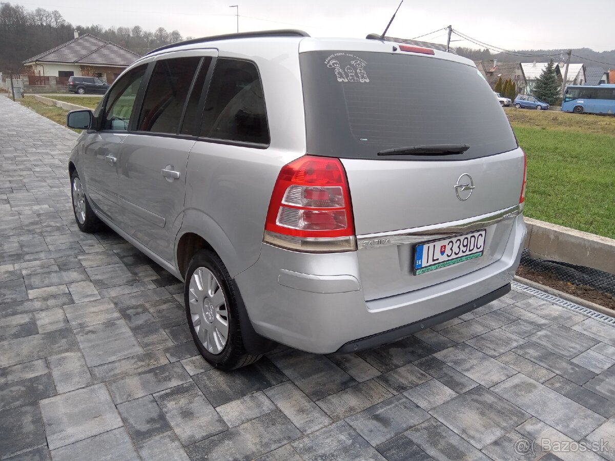 Opel Zafira B - 4