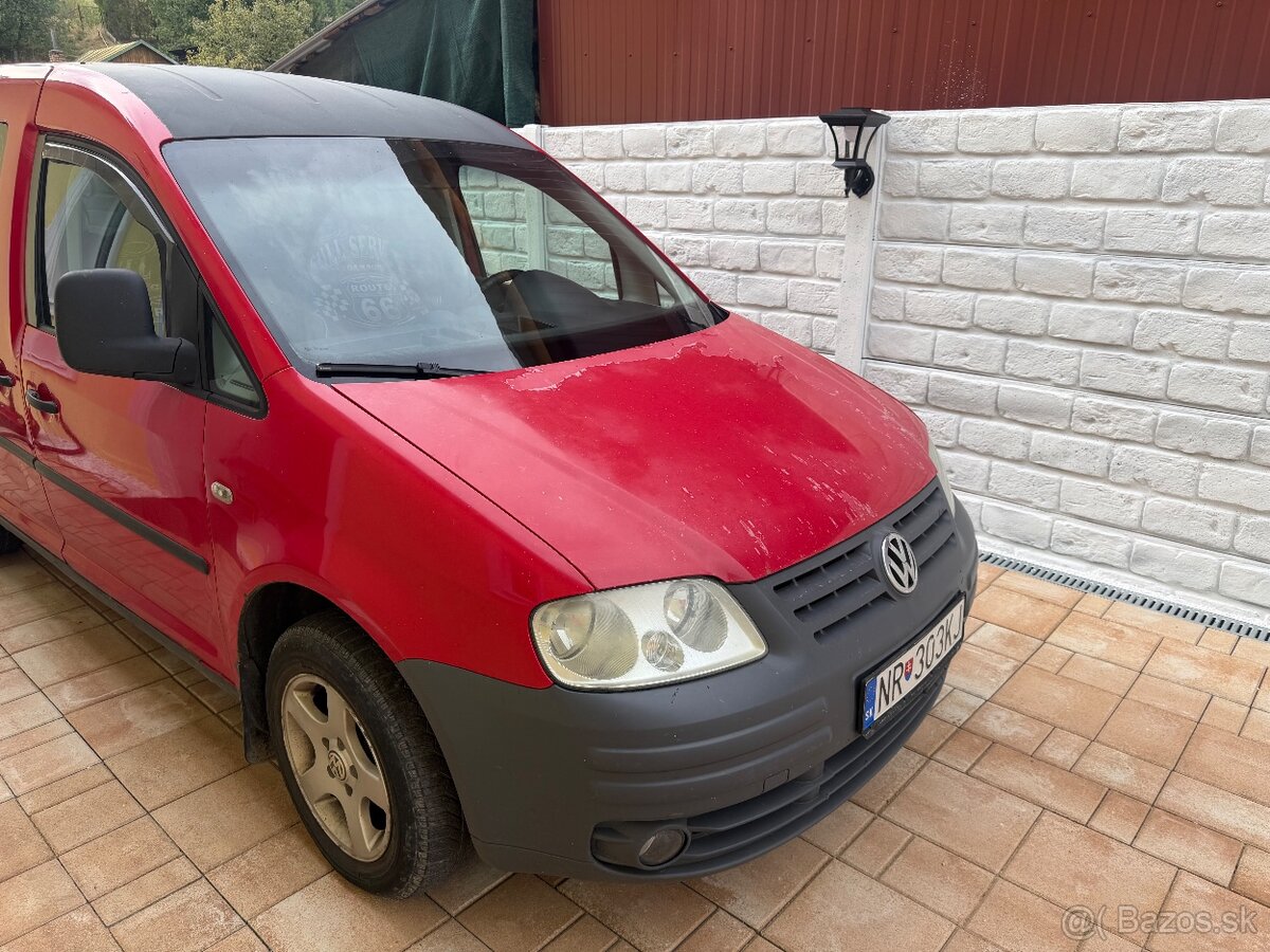 VW Caddy 1.6 benzín - 4