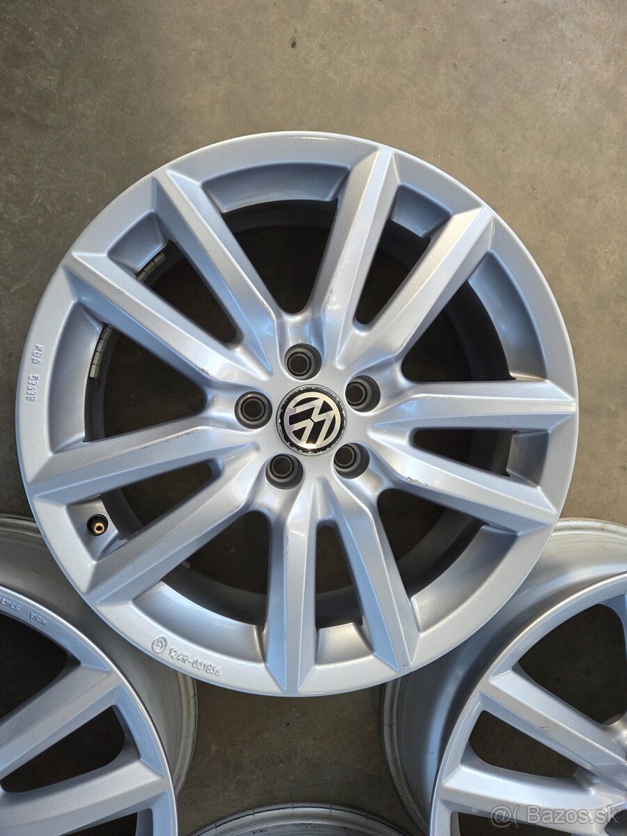 Hliníkové disky CMS R17 5x100 - 4