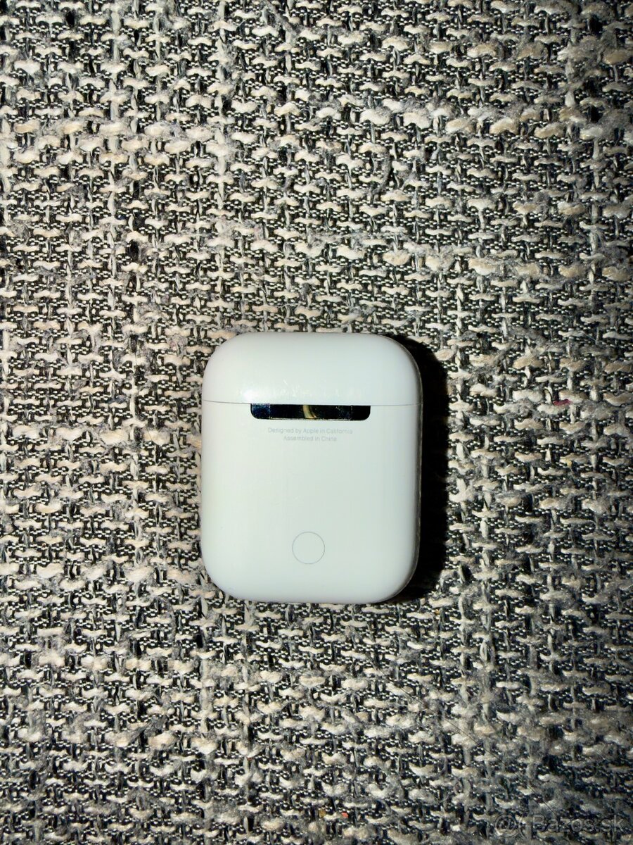 Predám Apple AirPods 2. generácie (2019) - 4