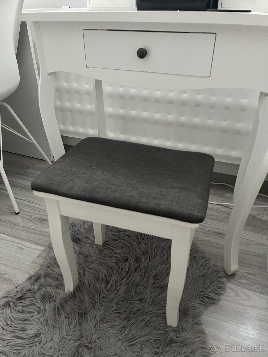 Písací stolík spolu s kozmetickým stolíkom - 4
