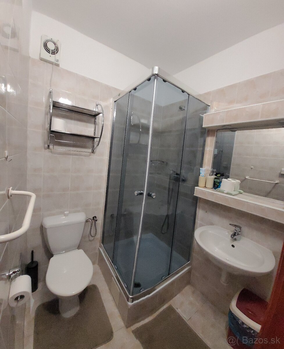 Prenájom funkčného penziónu v Bojniciach - 4