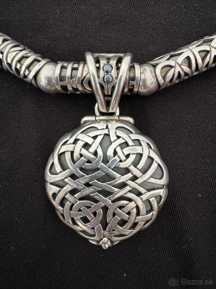 Strieborný náhrdelník s otváracím medailónom, zákaz. výroba - 4