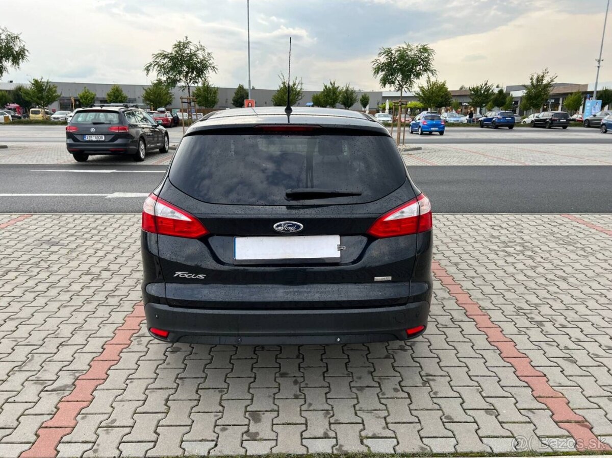 Ford Focus 1.6 TDCi 77kw digi klima NAVI - 4