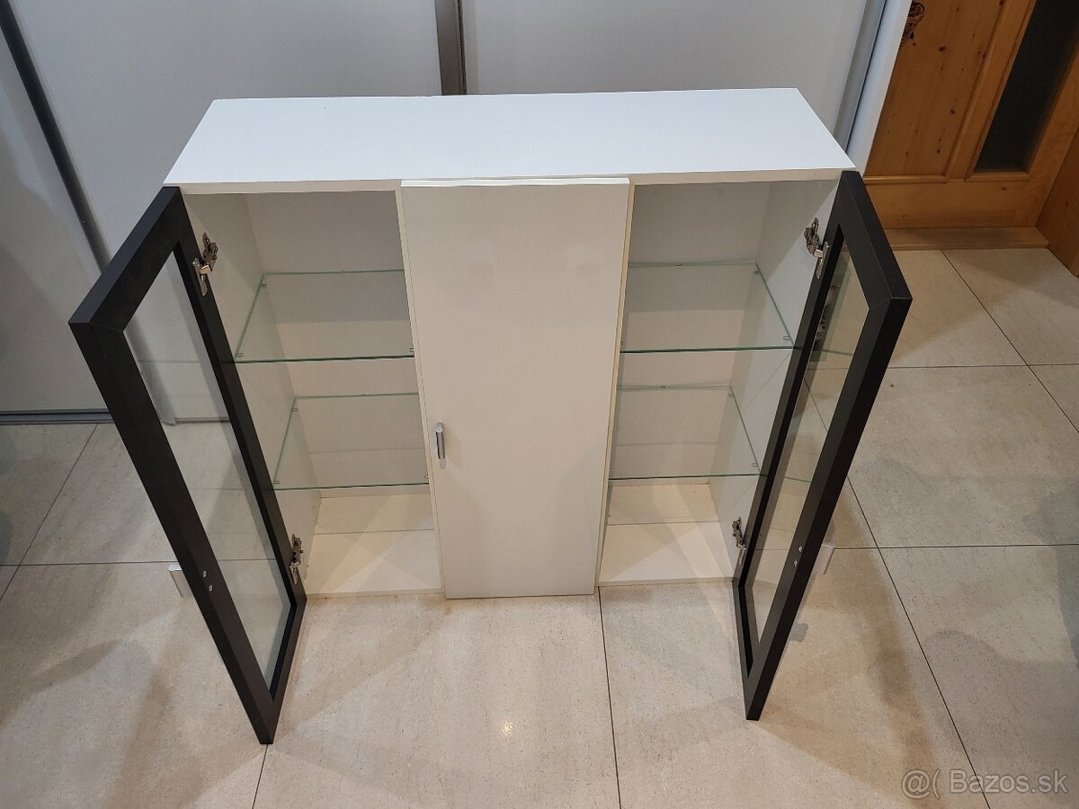 Skrinka na zavesenie - 4