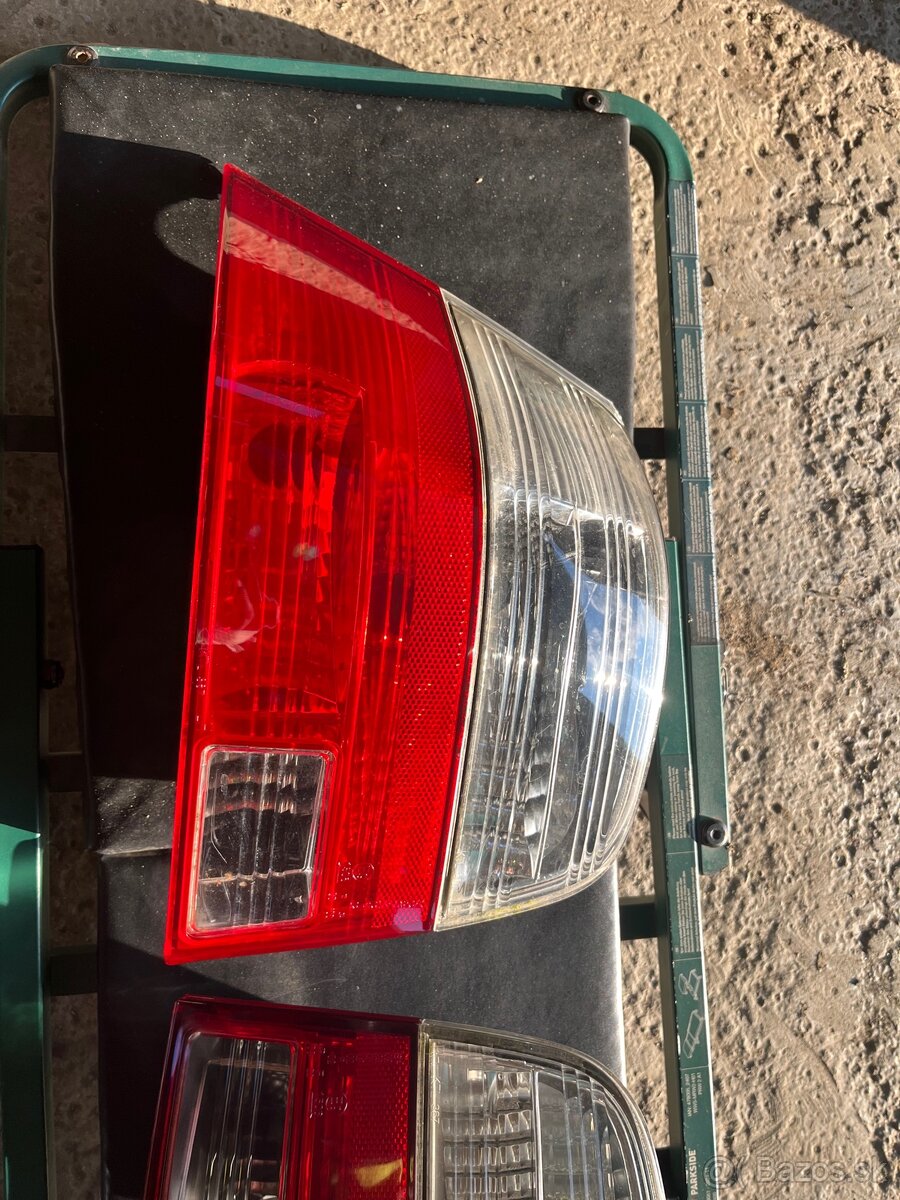 Predám svetla na vw Golf 4 - 4