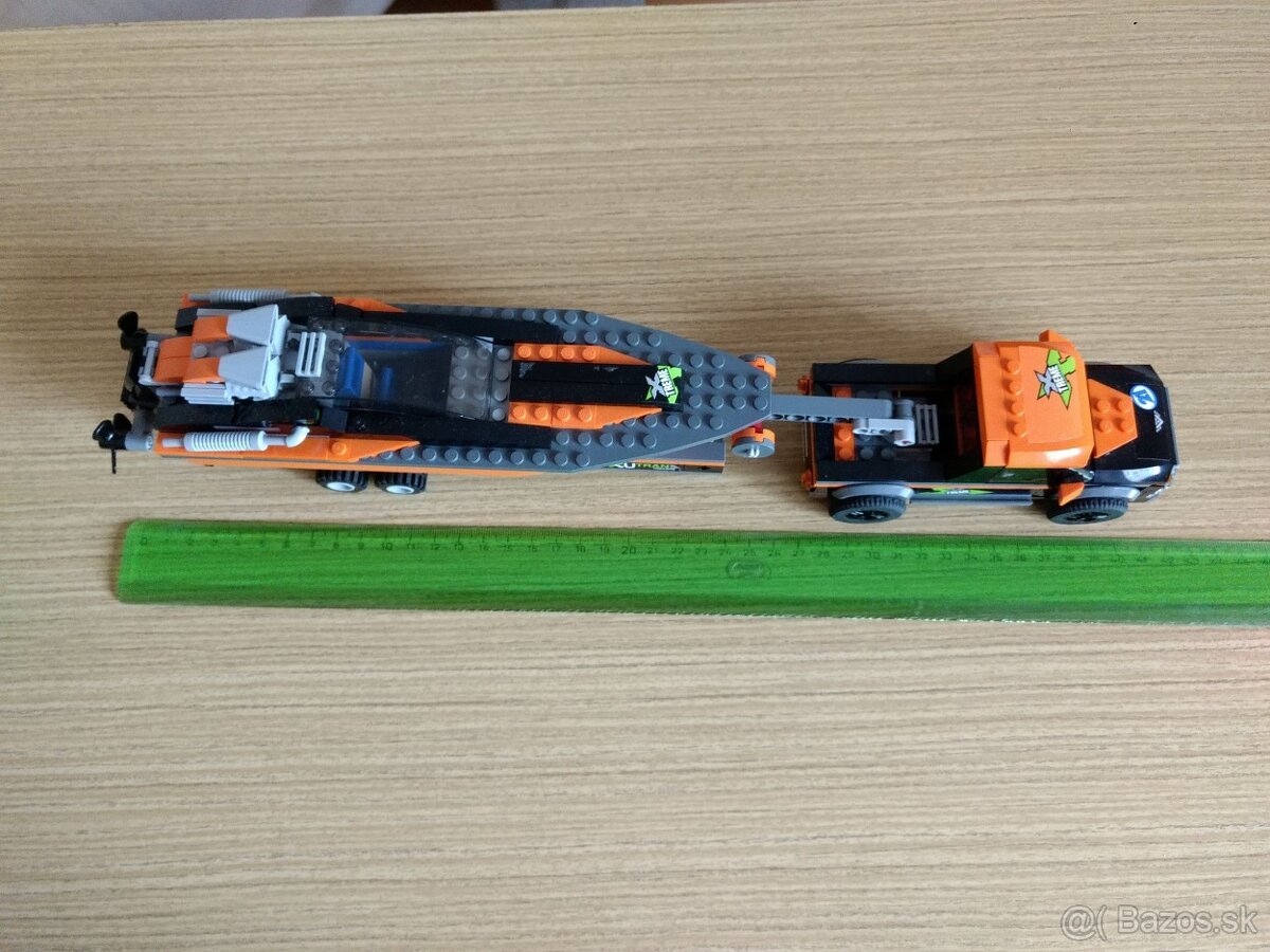 60085 Motorový čln 4x4 - 4