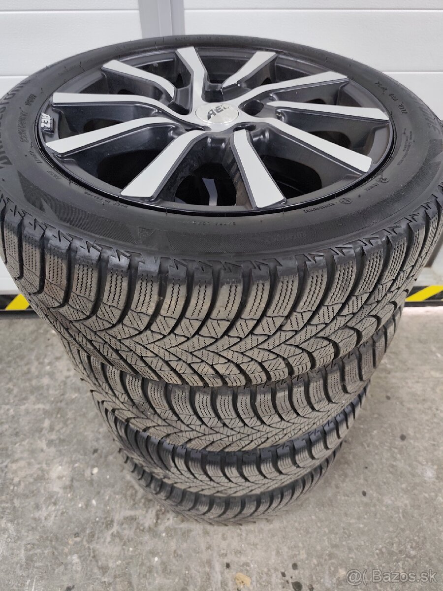 Bridgestone 225/50 R17 - 4