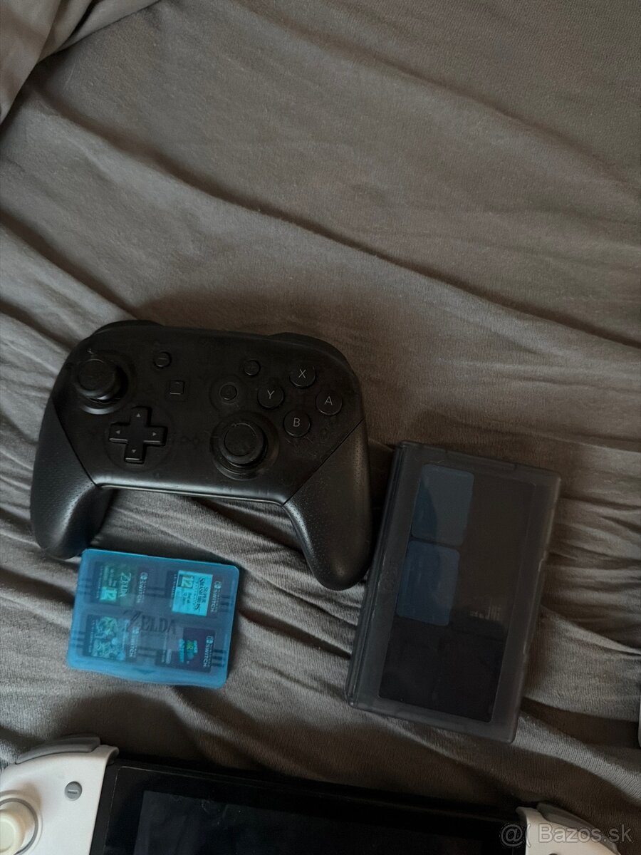 Nintendo Switch V1 XAJ7000 UNPATCHED + príslušenstvo - 4