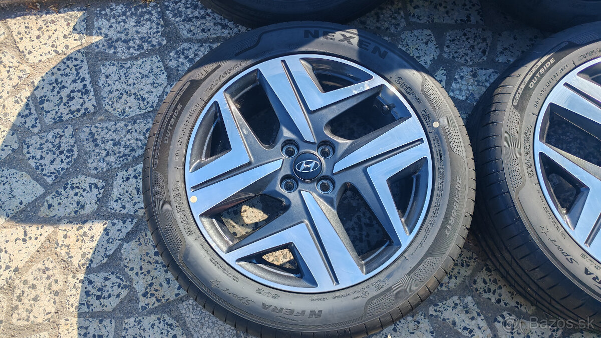 4x100 R17 --- HYUNDAI BAYON - 4